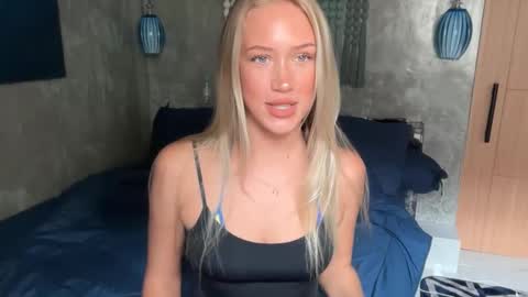 olivia online show from February 9, 3:09 am