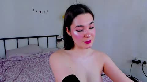 liyaflyhigh online show from May 13, 5:13 am