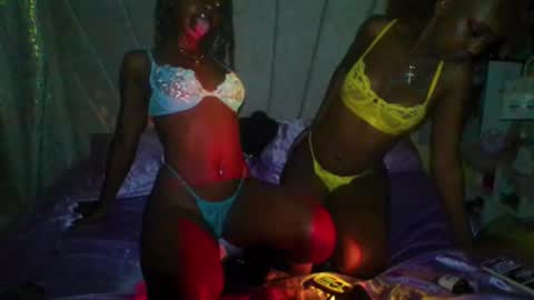 liyah online show from February 12, 8:43 pm