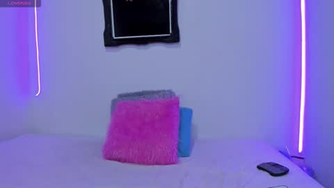 Liz online show from October 3, 4:17 am