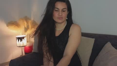 liz online show from February 2, 3:17 pm