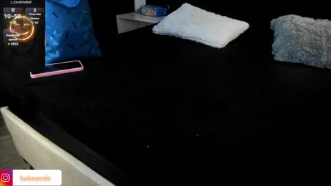 Liz  online show from February 11, 10:14 am