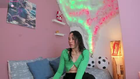 liz online show from June 23, 6:39 pm