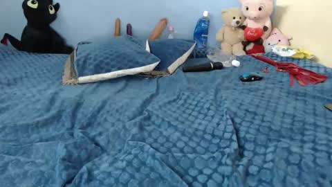 lizeth_avila online show from May 17, 9:47 pm