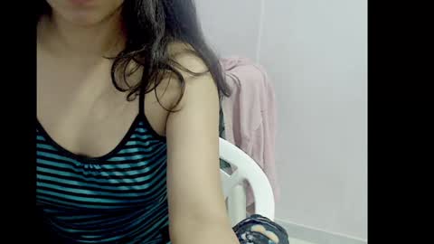 lizz1305 online show from January 27, 3:28 pm