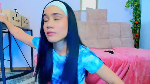 lizzy_kane online show from February 6, 8:45 pm