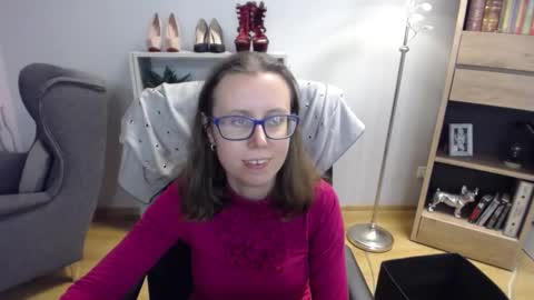Snapshot of lizzy_sparkle chatting on October 22, 4:50 am Lizzy online show from October 22, 4:50 am