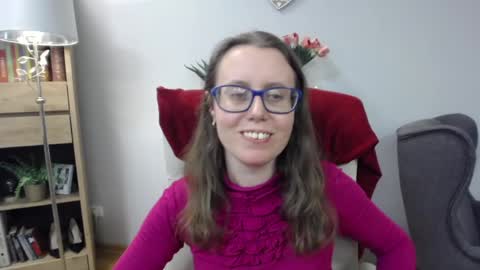 Lizzy online show from April 10, 6:30 am