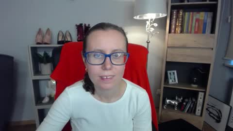 Lizzy online show from October 30, 6:38 am