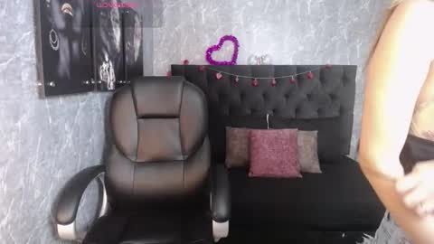 lizzysnow online show from September 16, 12:02 pm