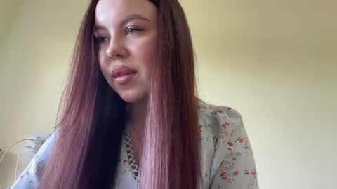 Nadia online show from May 9, 3:36 pm