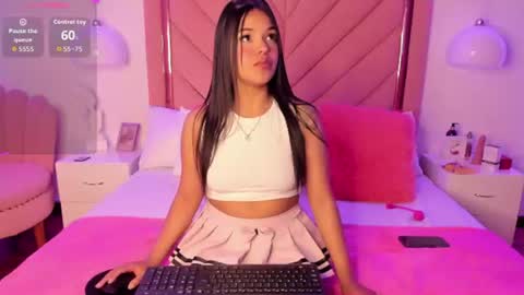 Lola online show from June 18, 2:24 am