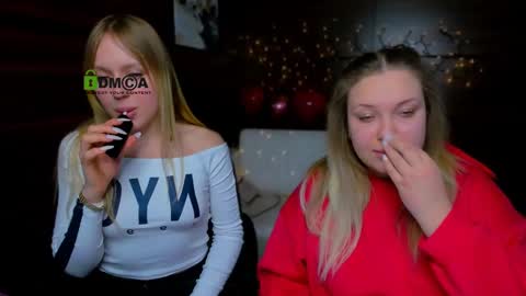 Lola online show from February 21, 3:21 pm