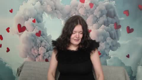 lolahikls online show from February 4, 11:16 pm