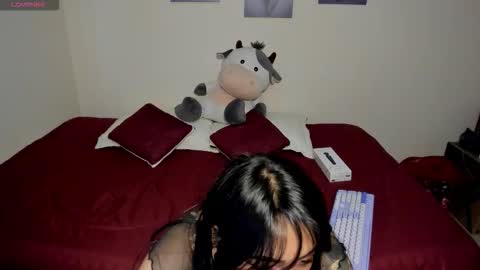 Lola online show from November 9, 7:21 pm