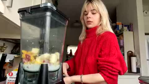 Lola Lixx online show from January 13, 7:42 pm