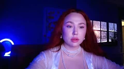 Lola online show from November 1, 12:31 pm