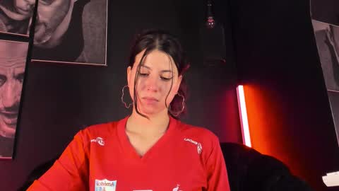 lolamustaine_ online show from November 29, 11:20 pm