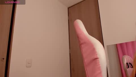 Lolly  online show from February 24, 1:55 am