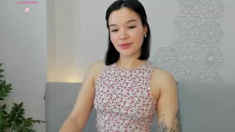 lolly_turner online show from November 29, 4:27 am