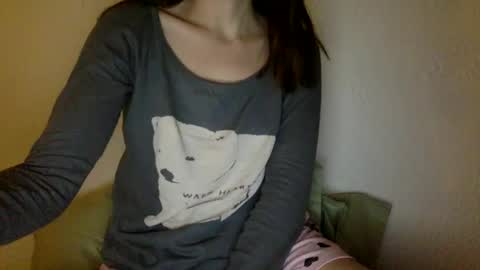 agnes online show from December 8, 4:57 am