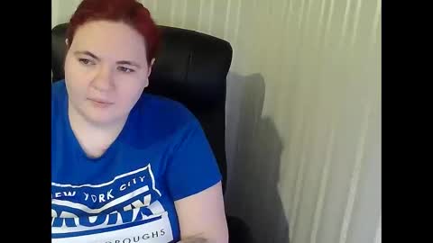 LollyNomelty online show from January 11, 9:20 pm