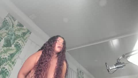 loly_marce online show from March 1, 10:20 pm