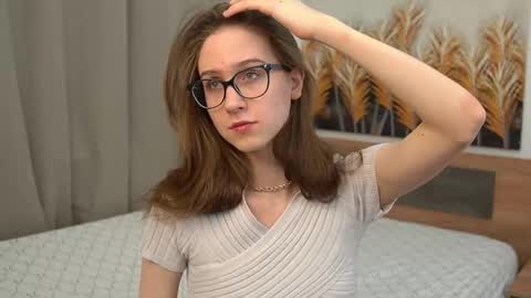 Hanna online show from February 21, 7:43 pm