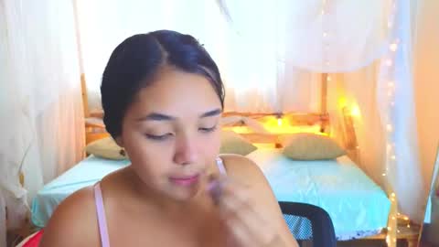 loreanis online show from November 10, 7:53 pm