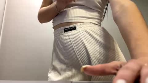 Olivia online show from September 29, 4:45 pm