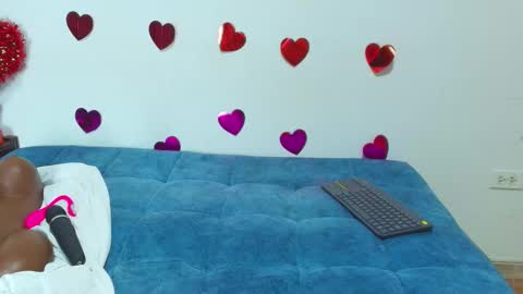 Loren Grey online show from February 10, 8:56 pm