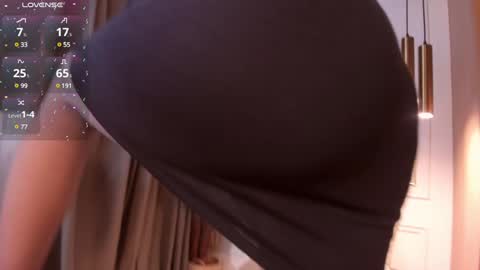 Loren online show from December 14, 2:00 pm