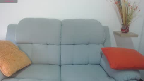 Loren online show from August 4, 3:51 pm