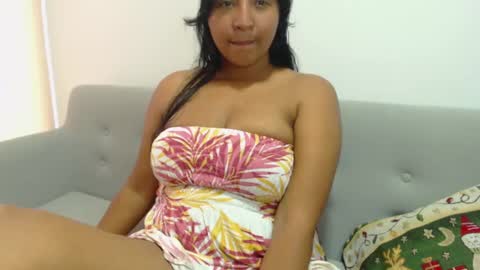 Loretta Gmez online show from December 2, 6:19 pm