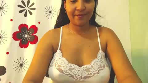 Loretta Gmez online show from February 16, 1:38 am