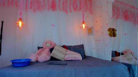 Lori Evans online show from January 9, 10:52 am