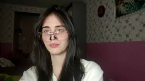 Kira online show from November 20, 3:46 pm