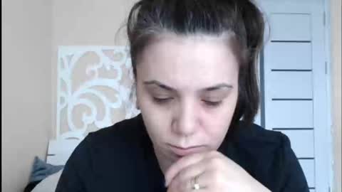 LorraGrey online show from February 10, 7:15 am