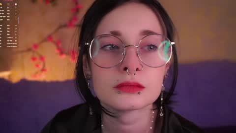 Jess online show from April 10, 11:38 am