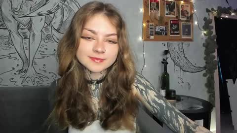 Snapshot of lostallice chatting on October 3, 3:22 am lostallice online show from October 3, 3:22 am