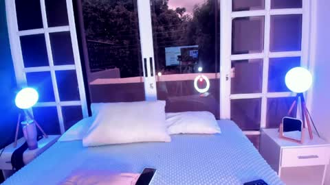 Lotti online show from June 6, 8:26 pm