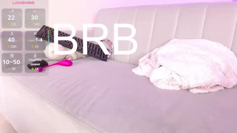 lourdes_moon22 online show from November 26, 2:40 pm