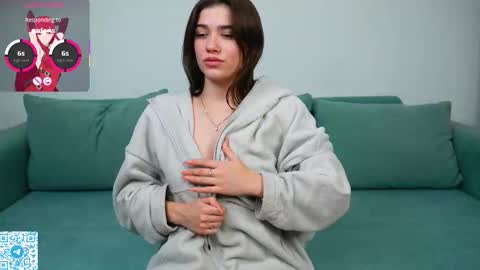 Snapshot of louriezita chatting on October 16, 8:28 am Brook and Del online show from October 16, 8:28 am