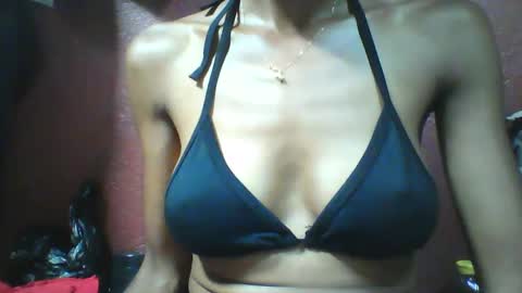 lovaelisa online show from February 8, 9:46 am