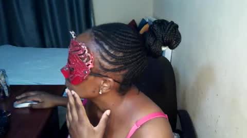 loveedee4 online show from April 9, 8:36 pm