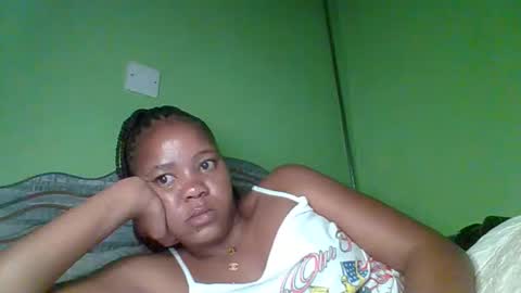 lovegal335 online show from May 26, 3:28 am