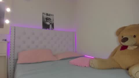 Val online show from March 7, 4:13 am