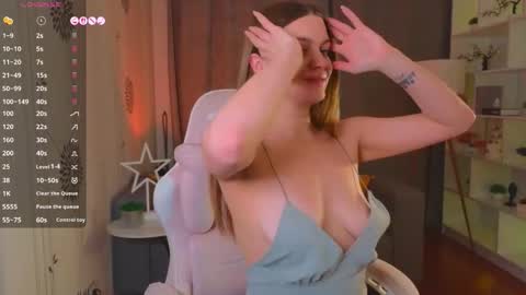 Laura online show from February 15, 11:31 am