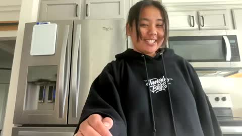 Love online show from January 15, 8:16 pm