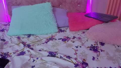 Kissy online show from March 14, 7:48 pm